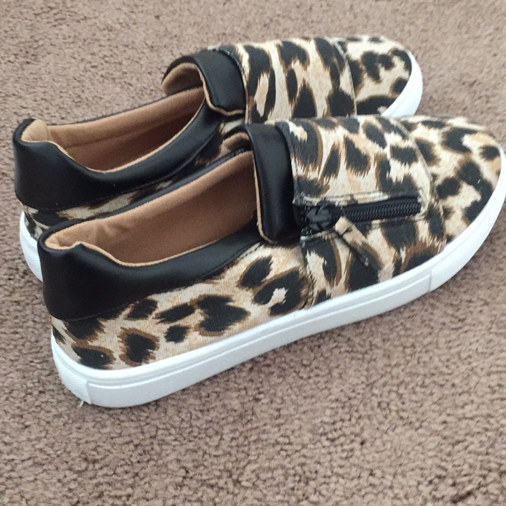 Leaped sneakers from online boutique worn once